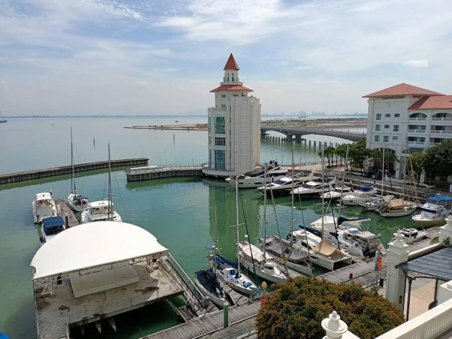 Bagan Jermal Perfect Marina Stay@ Strait Quay /W Big Balcony + Carpark מראה חיצוני תמונה